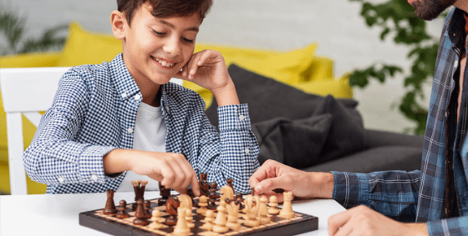 Online Chess Classes for Kids: Expert Tutor-Led Chess Training Online Courses